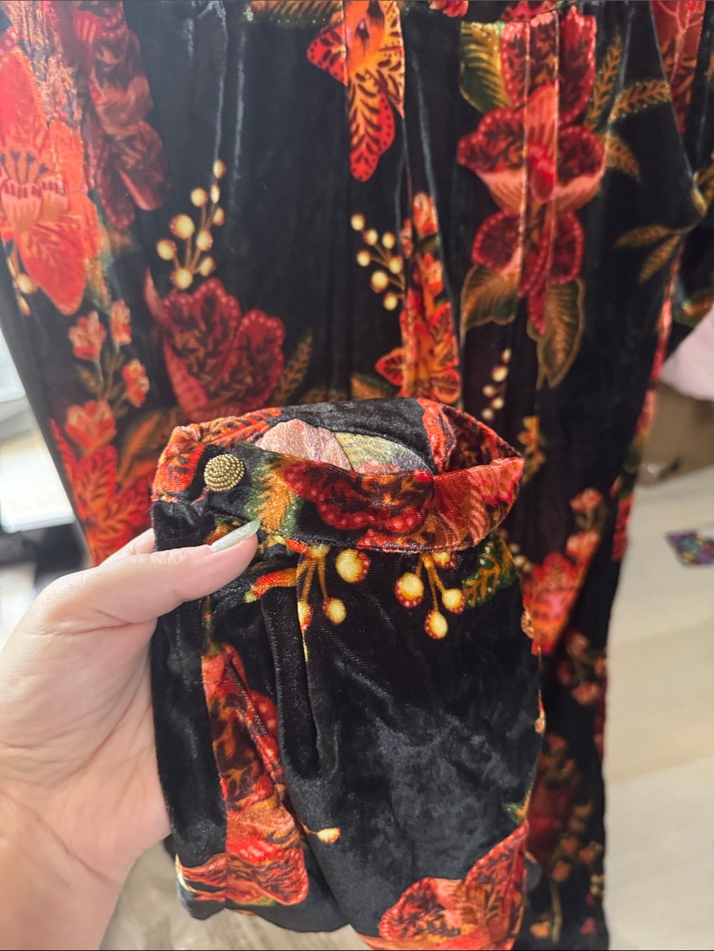 FARM Rio Black Winter Bloom V-Neck Velvet Jumpsuit - Picture 8 of 13
